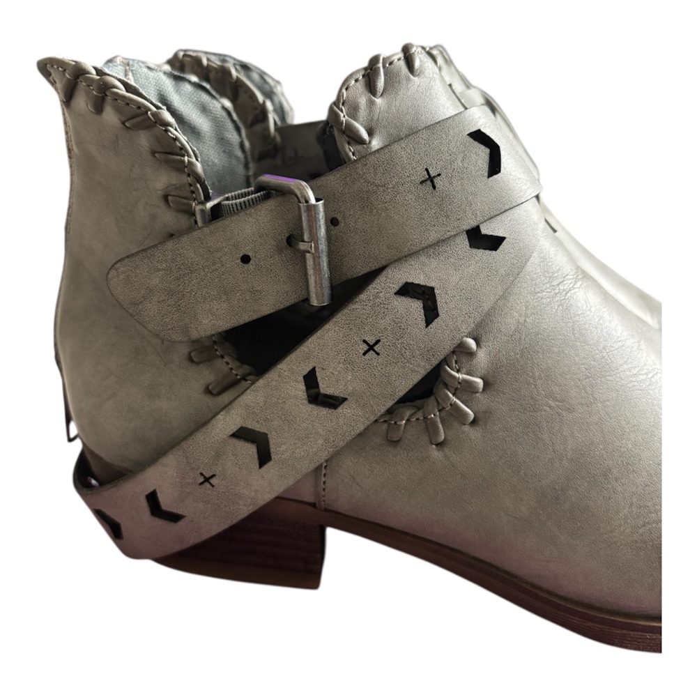 Rampage Stone Gray Ankle Boots With Box - Picture 1 of 5